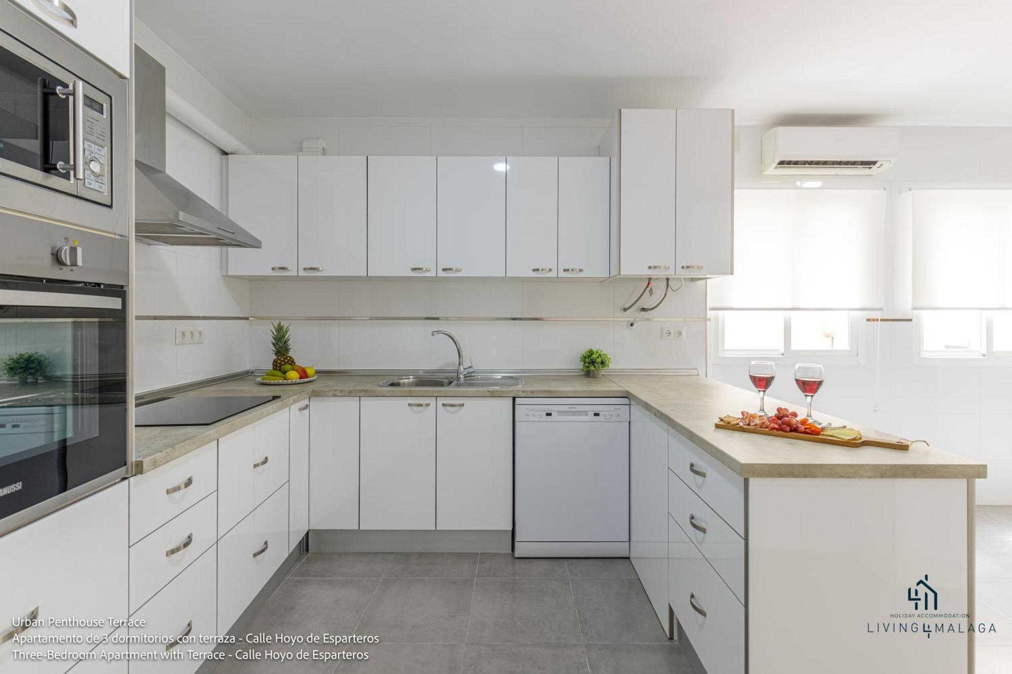Living4Malaga Urban Apartments Екстериор снимка